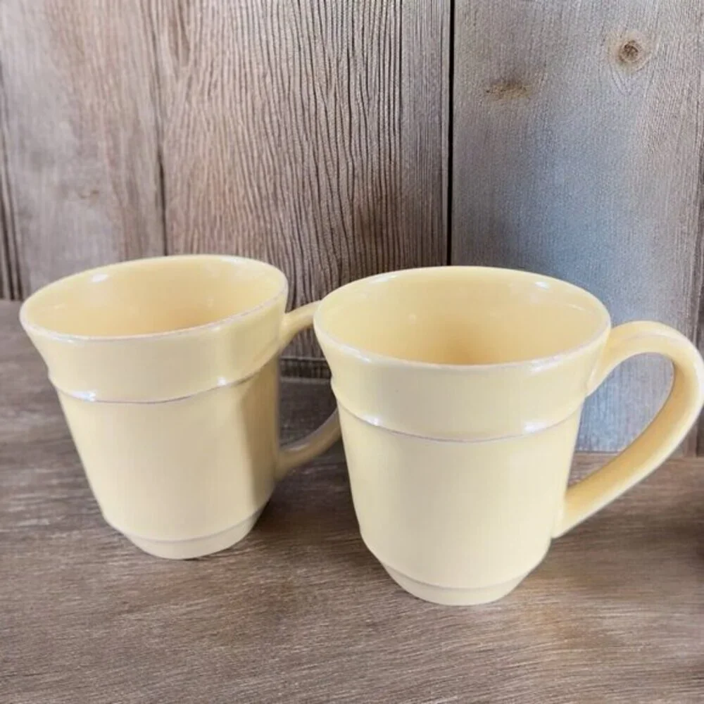 POTTERY BARN Cambria Butter Ceramic Coffee Mug Cup Embossed Edges Mug Cup‎ Set 2